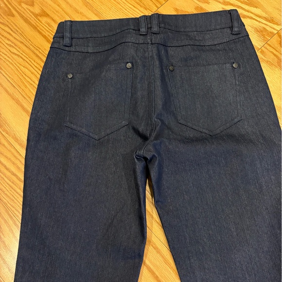 Brooks Brothers Straight Leg Dark Rinse Jeans Womens Size 2 Black Pocket Trim - Picture 5 of 13